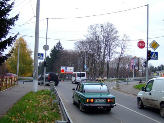 Фото рекламной плоскости по адресу перехрестя вул.Пушкіна - вул.Грушевского. (центр) Фото рекламной плоскости по адресу перехрестя вул.Пушкіна - вул.Грушевского. (центр)