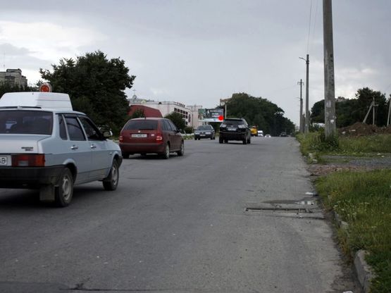 Фото рекламної площини за адресою вул.М.Рибалка (таможня). неподалік: АЗК "Укрнафта", цілодобова мийка, навколо елітна забудова м.р. "Отрадне", "Дивокрай", "Дихтярка" (в центр) Фото рекламної площини за адресою вул.М.Рибалка (таможня). неподалік: АЗК "Укрнафта", цілодобова мийка, навколо елітна забудова м.р. "Отрадне", "Дивокрай", "Дихтярка" (в центр)