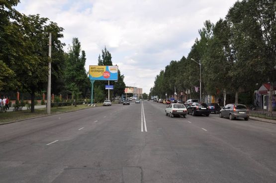 Фото рекламной плоскости по адресу пр. Б. Хмельницкого, 27                                     (Башня) Фото рекламной плоскости по адресу пр. Б. Хмельницкого, 27                                     (Башня)