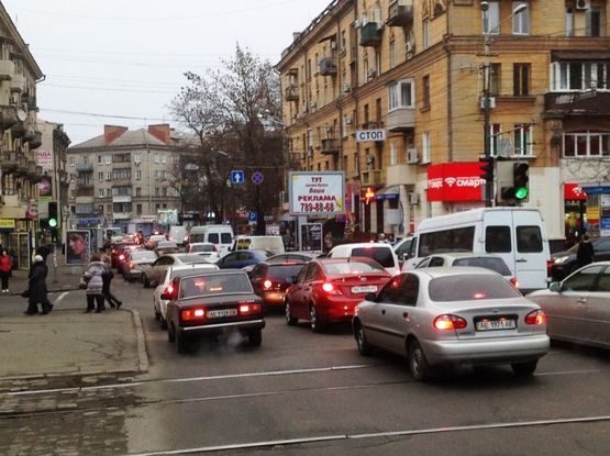 Фото рекламной плоскости по адресу 004А1,вул. Харківська, 2 - просп. Д. Яворницького (Карла Маркса)