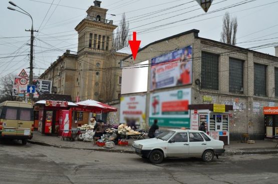 Фото рекламной плоскости по адресу 080А,пл. Старомостова (Островського) «McDonalds», площина ліворуч, вгорі Фото рекламной плоскости по адресу 080А,пл. Старомостова (Островського) «McDonalds», площина ліворуч, вгорі