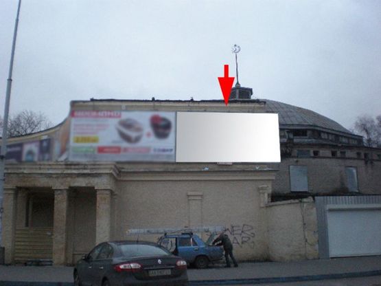 Фото рекламной плоскости по адресу s074А,вул. Шмідта, 5, Центральний ринок, старий цирк (праворуч правий) Фото рекламной плоскости по адресу s074А,вул. Шмідта, 5, Центральний ринок, старий цирк (праворуч правий)