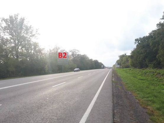 Фото рекламной плоскости по адресу Обїздна Н-17, Підїзд до м.Львова, після гот. Древній Град в сторону Львова (верхній) Фото рекламной плоскости по адресу Обїздна Н-17, Підїзд до м.Львова, після гот. Древній Град в сторону Львова (верхній)