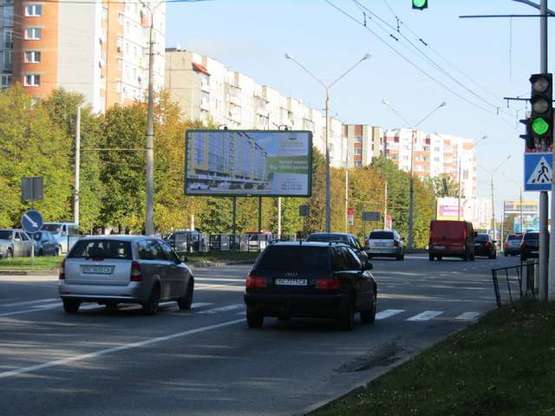 Фото рекламной плоскости по адресу Наукова вул., 30 (призма) (розподілювач, до вул. Стийської) Фото рекламной плоскости по адресу Наукова вул., 30 (призма) (розподілювач, до вул. Стийської)