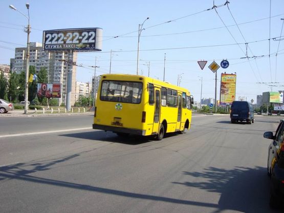 Фото рекламной плоскости по адресу Маяковського пр-т, возле пр-та Драйзера, со стороны пр-та Генерала Ватутина