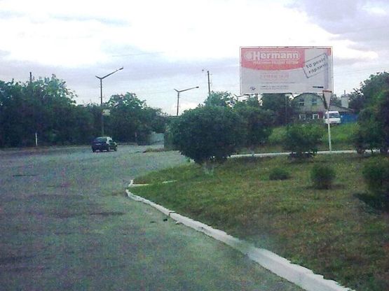 Фото рекламной плоскости по адресу вул. Миру, 127 Фото рекламной плоскости по адресу вул. Миру, 127