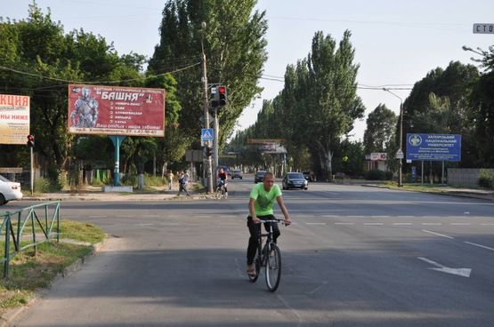 Фото рекламной плоскости по адресу б. 30лет Победы и ул. Ломоносова                   (Т обр) Фото рекламной плоскости по адресу б. 30лет Победы и ул. Ломоносова                   (Т обр)