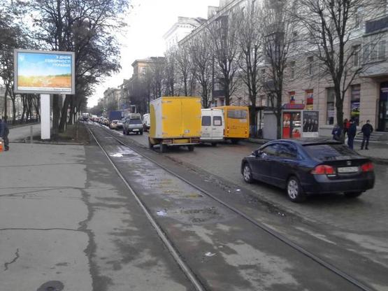 Фото рекламной плоскости по адресу К.Маркса пр.-Петровського пл., A4 Фото рекламной плоскости по адресу К.Маркса пр.-Петровського пл., A4