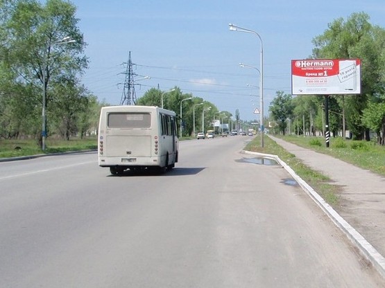 Фото рекламної площини за адресою вул. Дніпровська, 495, виїзд з м.Донецьк