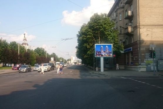 Фото рекламной плоскости по адресу s052А4,вул. Січеславська Набережна (Наб. В. І. Леніна) - вул. В. Мономаха (Московська), напрям до Нового мосту Фото рекламной плоскости по адресу s052А4,вул. Січеславська Набережна (Наб. В. І. Леніна) - вул. В. Мономаха (Московська), напрям до Нового мосту