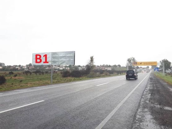 Фото рекламной плоскости по адресу Обїздна Н-17, Підїзд до м.Львова, після гот. Древній Град в сторону Львова (верхній) Фото рекламной плоскости по адресу Обїздна Н-17, Підїзд до м.Львова, після гот. Древній Град в сторону Львова (верхній)