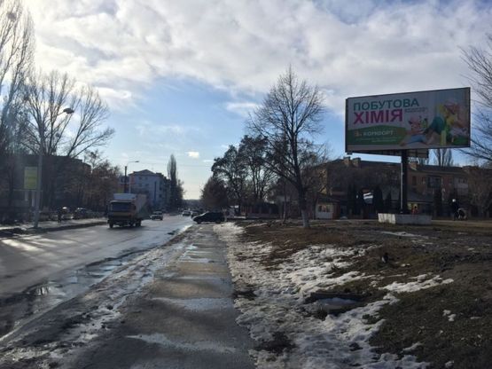 Фото рекламної площини за адресою вул. Павліченко, біля житлового будинку, № 28, біля кафе "Торнадо"