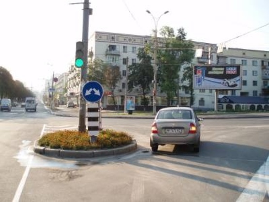 Фото рекламної площини за адресою Победы проспект, 9 / пр.Воздухофлотский