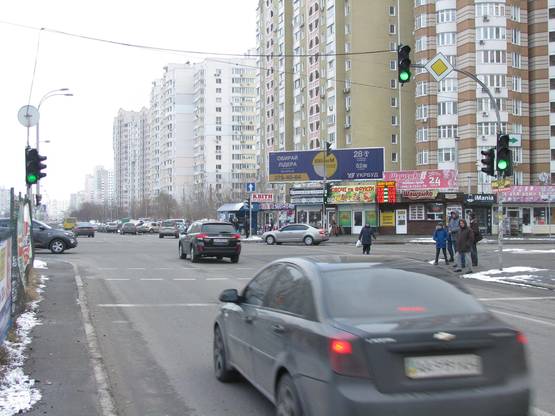 Фото рекламной плоскости по адресу Ахматовой вул., / Урлівська вул., 16/37 права Фото рекламной плоскости по адресу Ахматовой вул., / Урлівська вул., 16/37 права