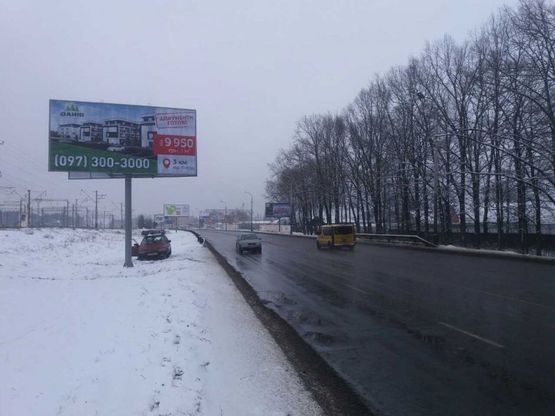 Фото рекламной плоскости по адресу пр. Повітрофлотський 100 50.404421  30.427158 (Київ-Волинський)  п'ятий