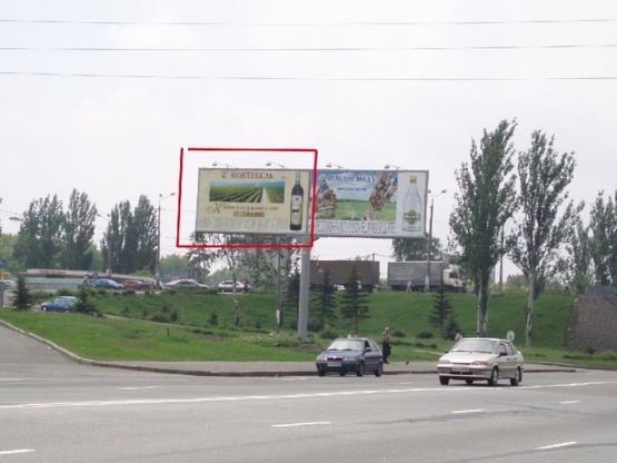 Фото рекламної площини за адресою Новороссийская площадь, (М) "Черниговская" Фото рекламної площини за адресою Новороссийская площадь, (М) "Черниговская"