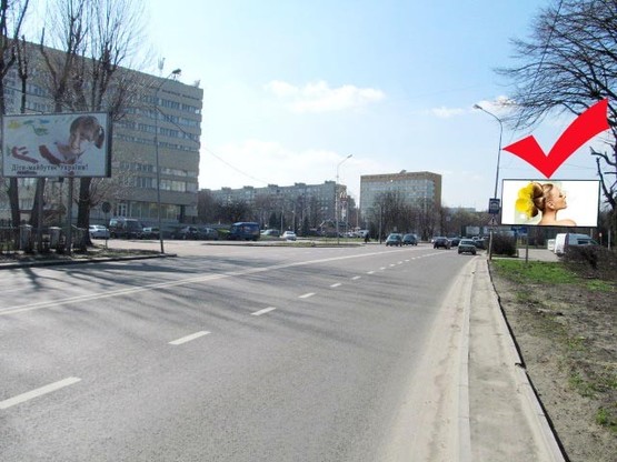 Фото рекламної площини за адресою вул.Липинського 11, до центру Фото рекламної площини за адресою вул.Липинського 11, до центру