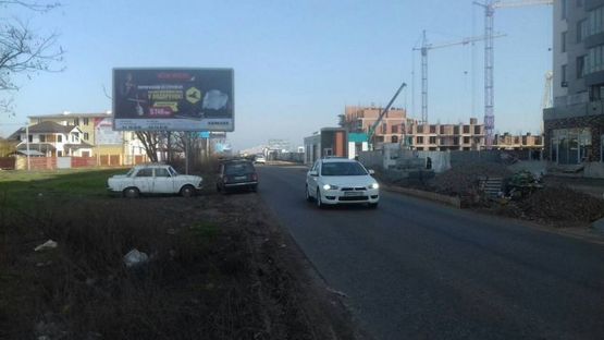 Фото рекламной плоскости по адресу Ривьера 3 Б в ст.ул.Заболотного (пос.Котовского)