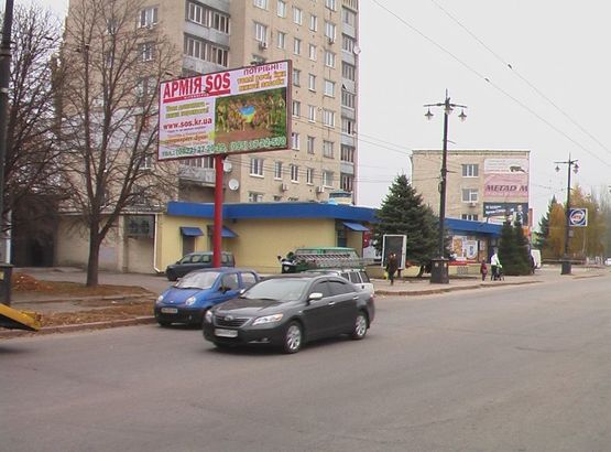 Фото рекламної площини за адресою ул. Б. Перспективная - ул.Маланюка - пл. Свободы - АТБ Фото рекламної площини за адресою ул. Б. Перспективная - ул.Маланюка - пл. Свободы - АТБ