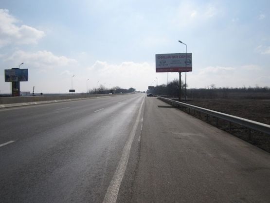 Фото рекламной плоскости по адресу Трасса  Киев-Одесса 454+00  А (в стор. Одессы)