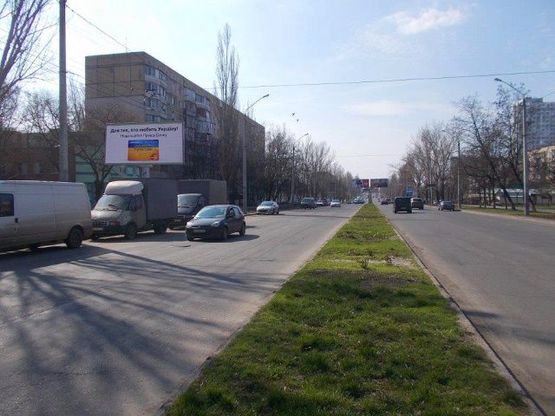 Фото рекламной плоскости по адресу Глушка пр., 21  - 150 м. до Ильфа и Петрова ул. Фото рекламной плоскости по адресу Глушка пр., 21  - 150 м. до Ильфа и Петрова ул.