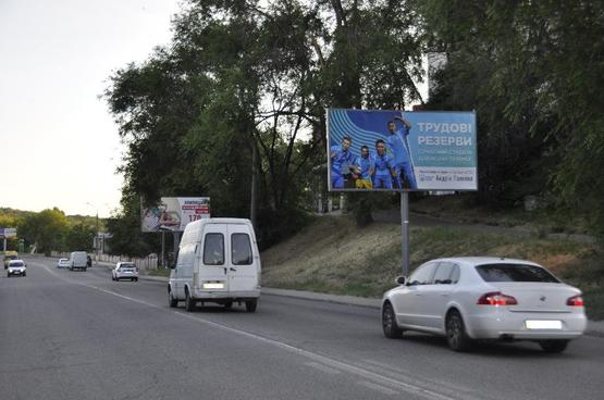 Фото рекламної площини за адресою вул. Космічна, Кодацький узвіз