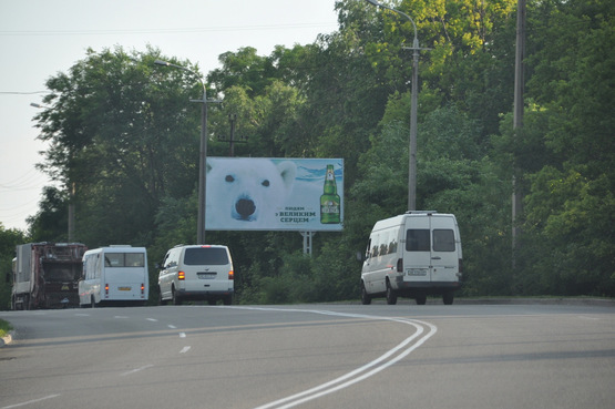 Фото рекламной плоскости по адресу вул. Космічна, ж/м Сокіл-1 (навпроти повороту до провулка Екіпажний)