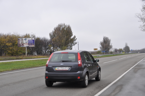 Фото рекламной плоскости по адресу Криворізьке шосе, напрям до Кривого Рогу, Софіївки