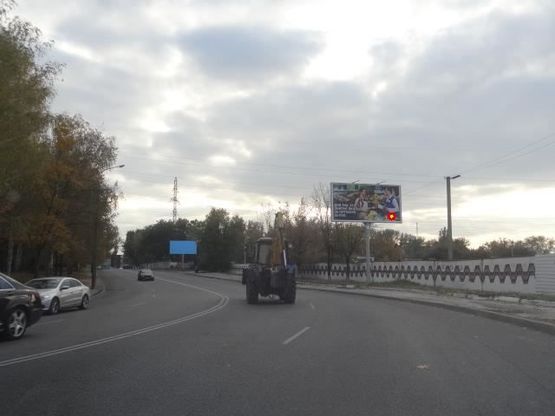 Фото рекламной плоскости по адресу Космическая ул. - Труда пр.