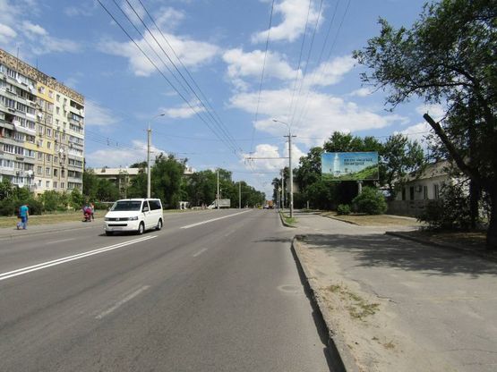 Фото рекламной плоскости по адресу m026A,вул. Калинова, 31