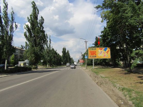 Фото рекламної площини за адресою m037A,просп. Петра Калнишевського, 3