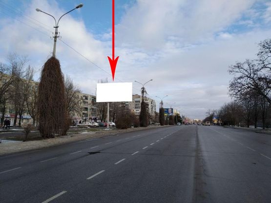 Фото рекламної площини за адресою Нп18Б,вул.Першотравнева, навпроти буд. №173