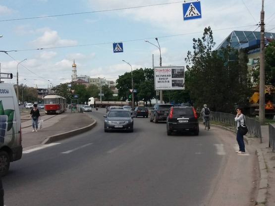 Фото рекламної площини за адресою Бугримовой площадь + Гимназическая наб. Фото рекламної площини за адресою Бугримовой площадь + Гимназическая наб.