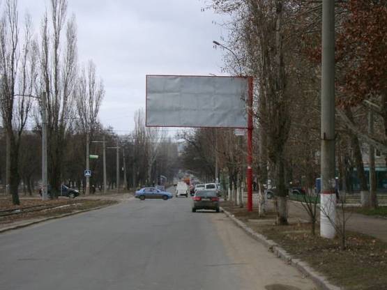 Фото рекламной плоскости по адресу Чкалова напр.Салон Молодож.