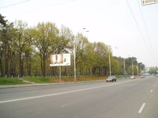 Фото рекламної площини за адресою Радянской Украины,24