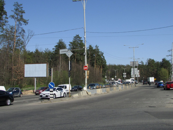 Фото рекламної площини за адресою Велика Кільцева дорога / Гостомельське шоссе / Міська вулиця (напрямок руху до Оболоні, ліворуч)