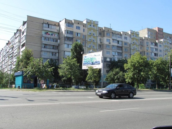 Фото рекламної площини за адресою Володимира Маяковского проспект, 18 (світлофор)