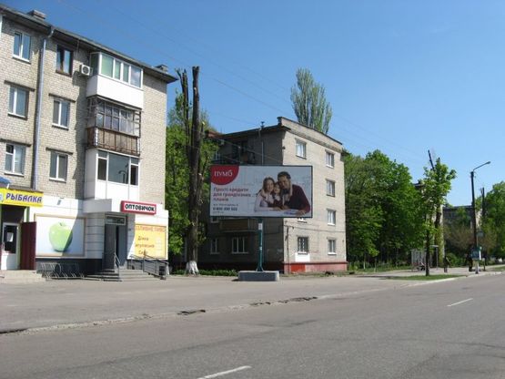 Фото рекламної площини за адресою вул. Республіканська, 73