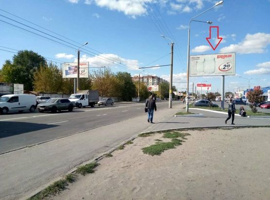 Фото рекламної площини за адресою вул. Березинська (ТРК Караван) 100 метрів від перехрестя Фото рекламної площини за адресою вул. Березинська (ТРК Караван) 100 метрів від перехрестя