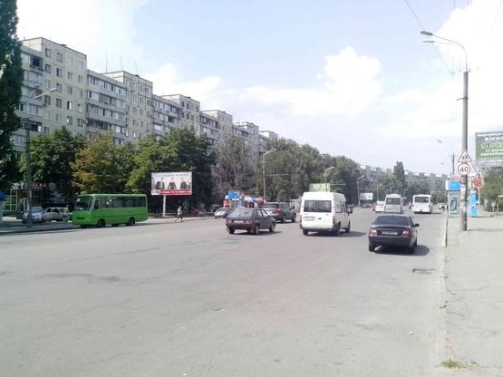 Фото рекламной плоскости по адресу пр.Героев,12