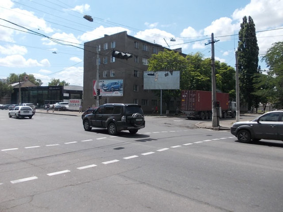 Фото рекламной плоскости по адресу Ат.Головатого №19 А Фото рекламной плоскости по адресу Ат.Головатого №19 А