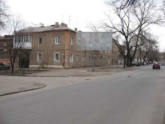 Фото рекламной плоскости по адресу Раскидайловская угол Южной №9 А Фото рекламной плоскости по адресу Раскидайловская угол Южной №9 А