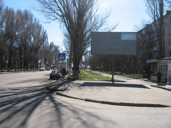 Фото рекламної площини за адресою Гайдара №76 Вишневского А