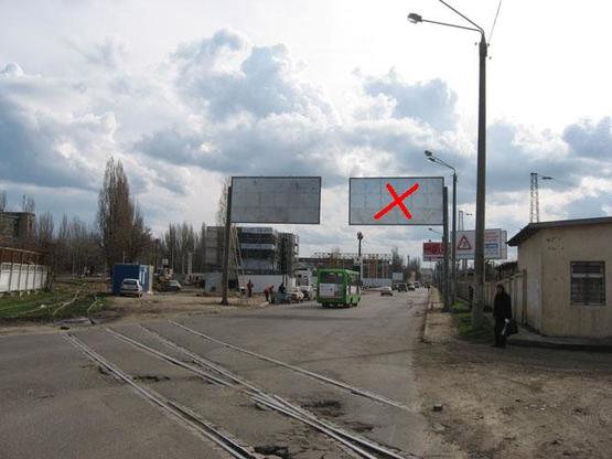 Фото рекламной плоскости по адресу Ат.Головатого (напротив дома №141 по Черноморского Казачества) А правая