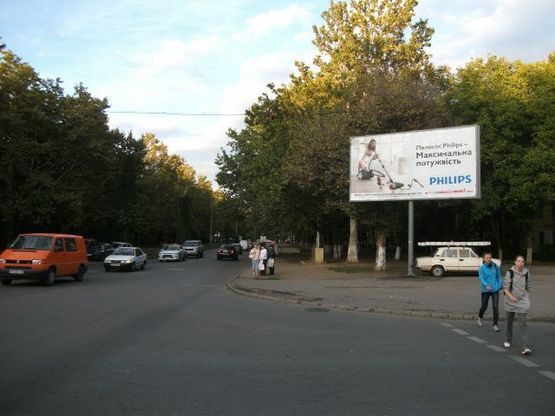 Фото рекламной плоскости по адресу Варненская №9 А Фото рекламной плоскости по адресу Варненская №9 А