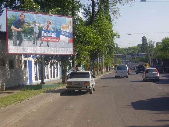 Фото рекламної площини за адресою Ат. Головатого (Казанский рынок) А