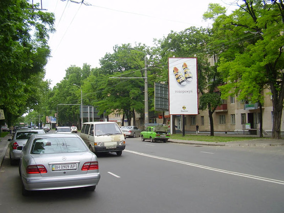 Фото рекламної площини за адресою Сегедская №15 А