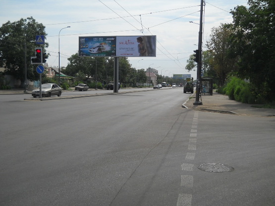 Фото рекламної площини за адресою Рихтера №28 угол Туристской А правая