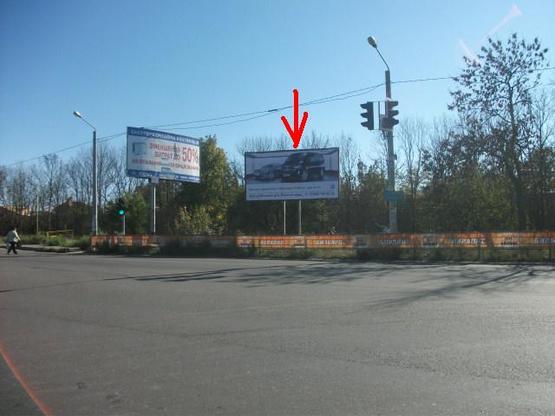 Фото рекламной плоскости по адресу Ривьера ТРЦ поворот А