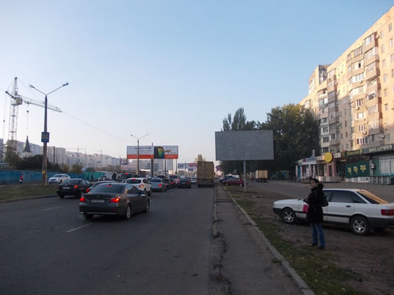 Фото рекламной плоскости по адресу Днепропетровская дорога Заболотного №52 А